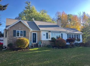 5265 Bay View Rd, Hamburg, NY 14075