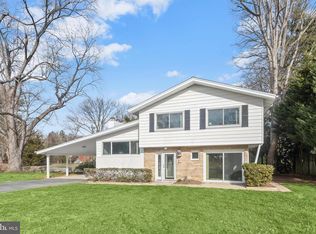 16 Wilelinor Dr, Edgewater, MD 21037