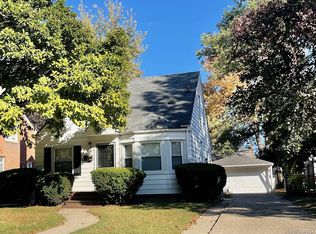 814 N Gainsborough Ave, Royal Oak, MI