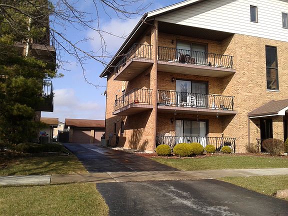 2nd image of 16832 81st Ave APT 1N