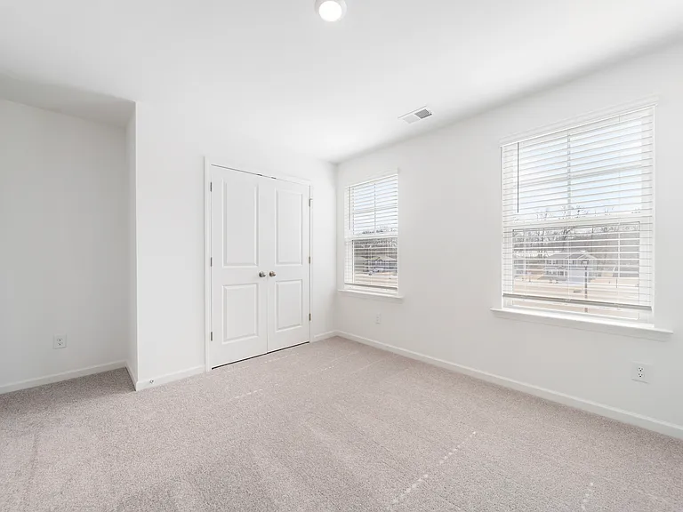 49 Elijah St — Photo 27