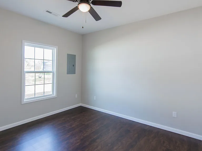 33 Michigan Ln — Photo 26