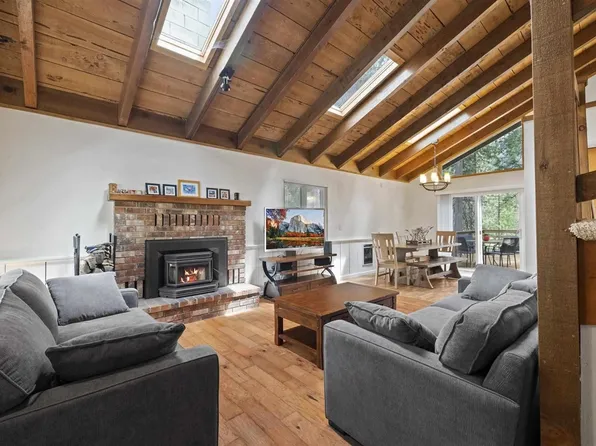 18921 Middle Camp Sugarpine Rd, Twain Harte, CA 95383