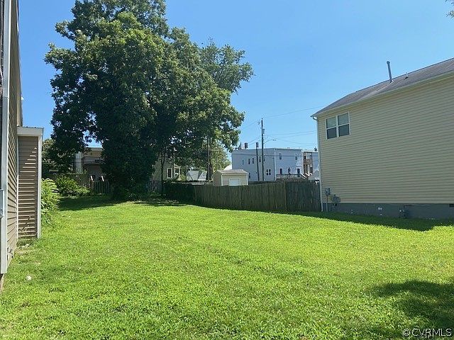 2nd image of 1205 N 22nd St