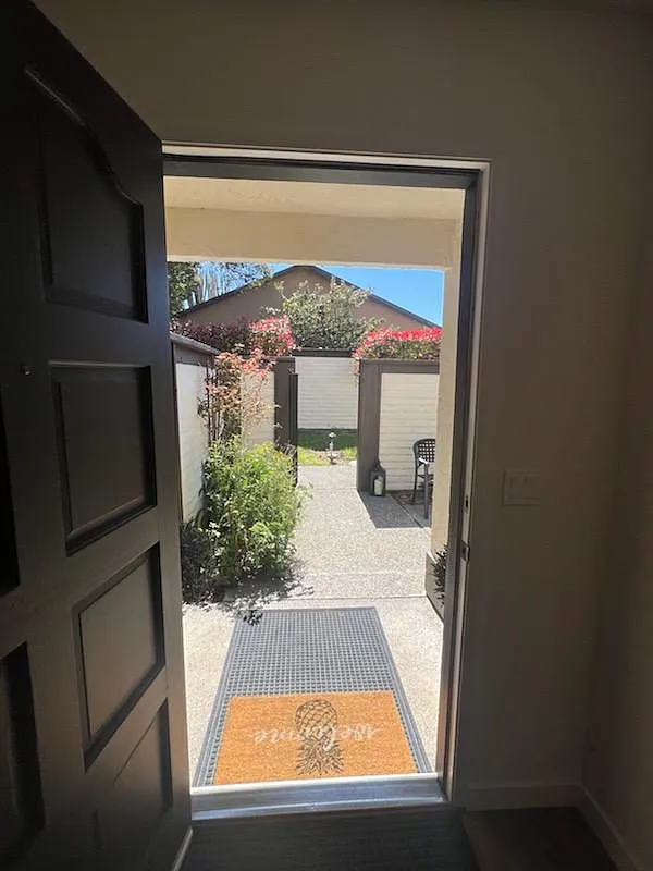 2 bed, 2.5 bath, 1320 sqft, $3,100 — Photo 4