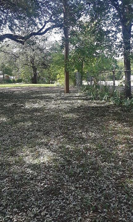 1st image of 445 County Road 1743