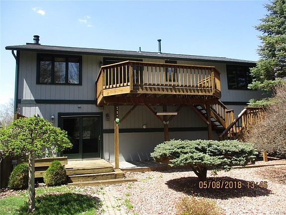 4th image of 8765 Columbine Cir
