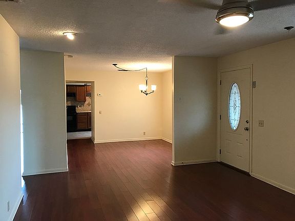 2nd image of 3358 Kilmer Dr