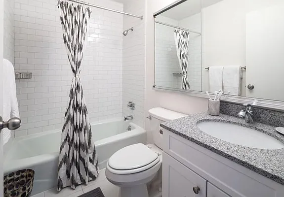 Rented by MEIER | media 8