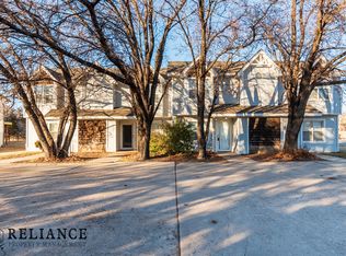 7302-4 W Douglas Ave, Wichita, KS 67212