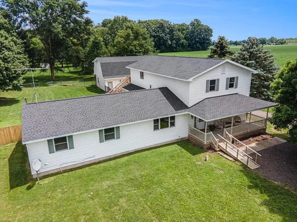 66639 41 1/2 St, Paw Paw, MI 49079