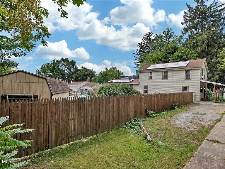 68 Marvin St — Photo 51