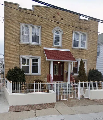 23 Alida St #2S Photo 1