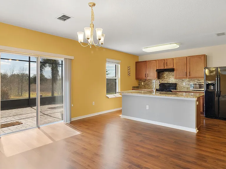 104 Country Walk Cir — Photo 17