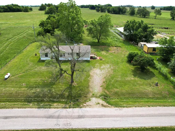 8390 Lawrence 1105, Mt Vernon, MO 65712