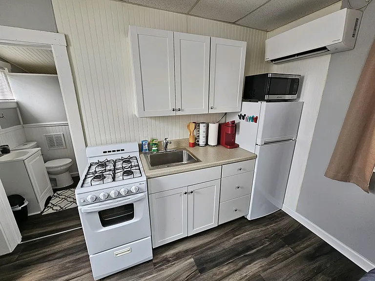 2317 Broad St #4 — Photo 3