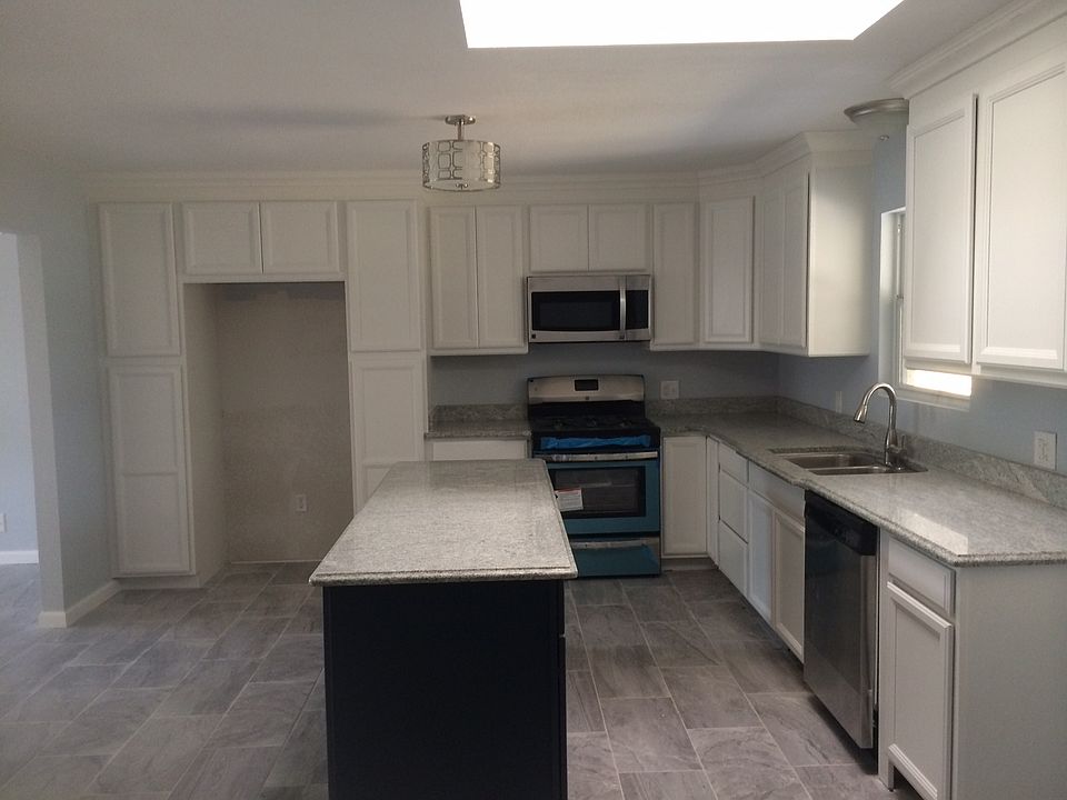 1st image of 2516 Cambridge St
