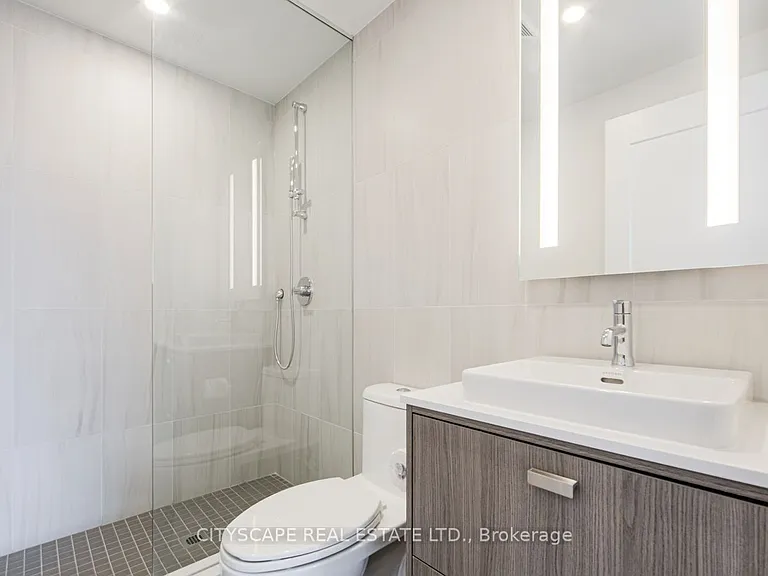 858 Dupont St #316 — Photo 12