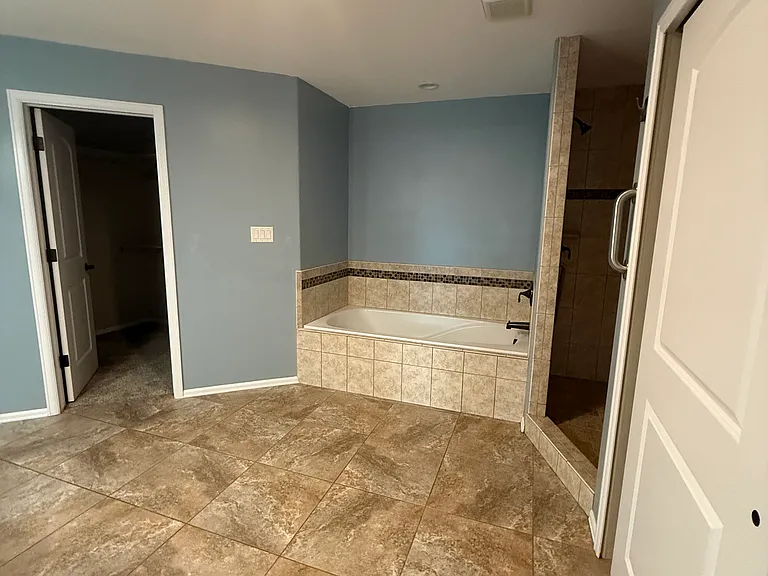 450 Juniper St — Photo 14