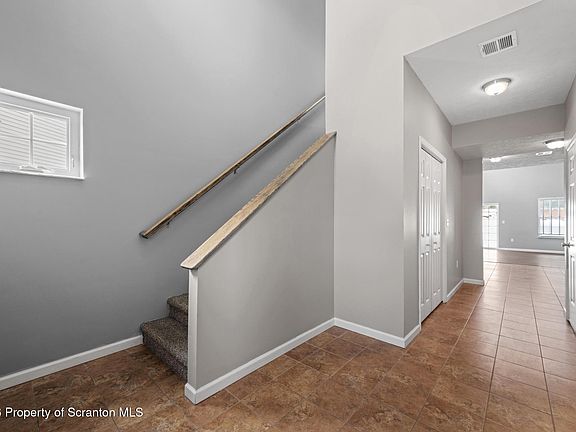 5th image of 344 Shadow Wood Cir
