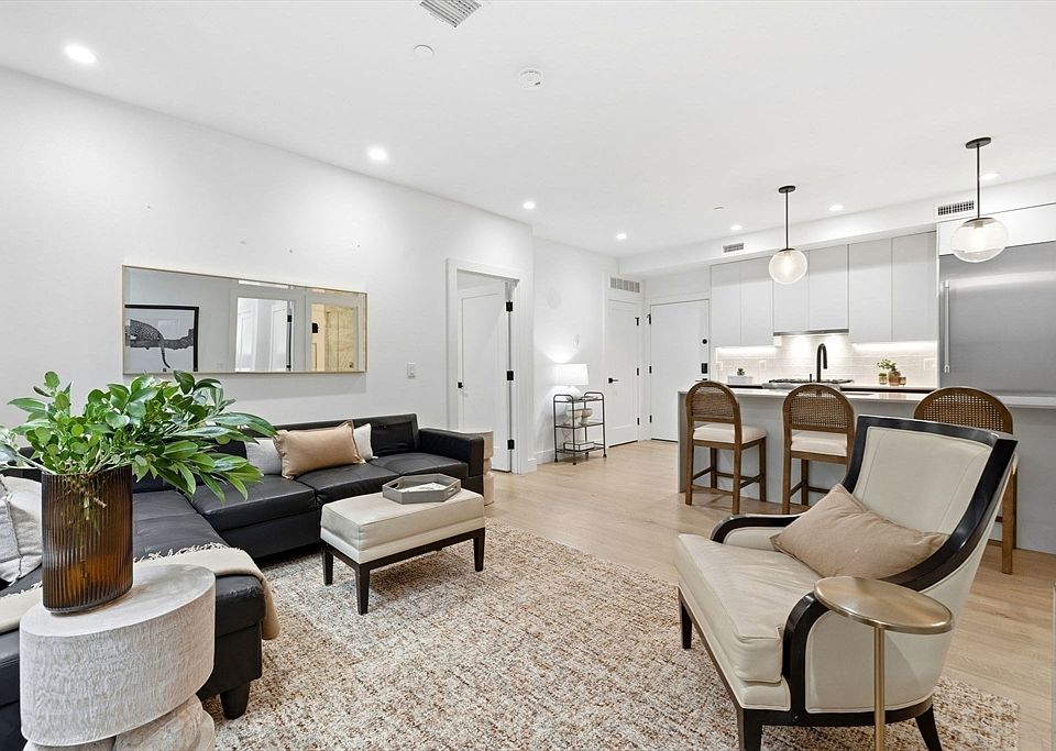 1st image of 472 W Broadway #202