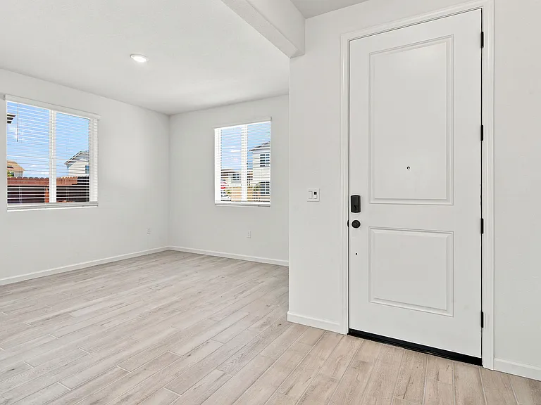 2516 Golden Bear St — Photo 18