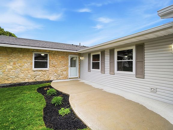 5th image of 3715 Randee Ln
