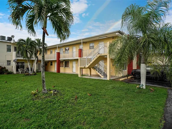 1255 W 49th Pl APT H202, Hialeah, FL 33012