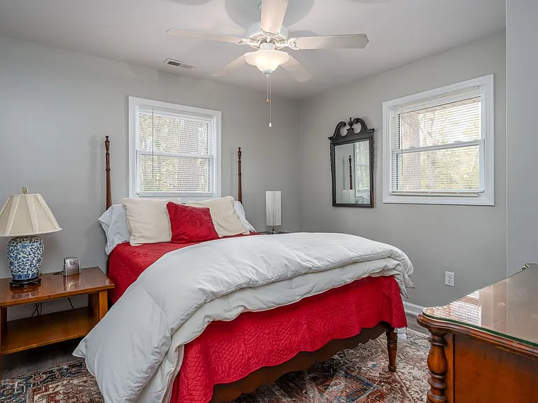 7602 Beechwood Dr — Photo 21