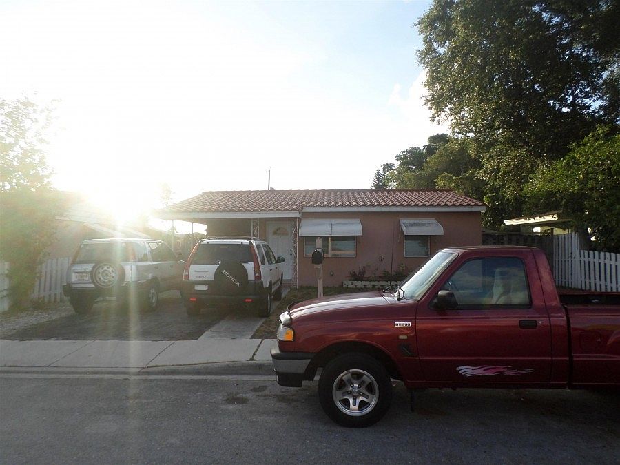 1st image of 1220 N East St