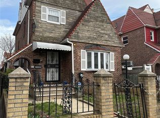 13169 227th St, Springfield Gardens, NY 11413