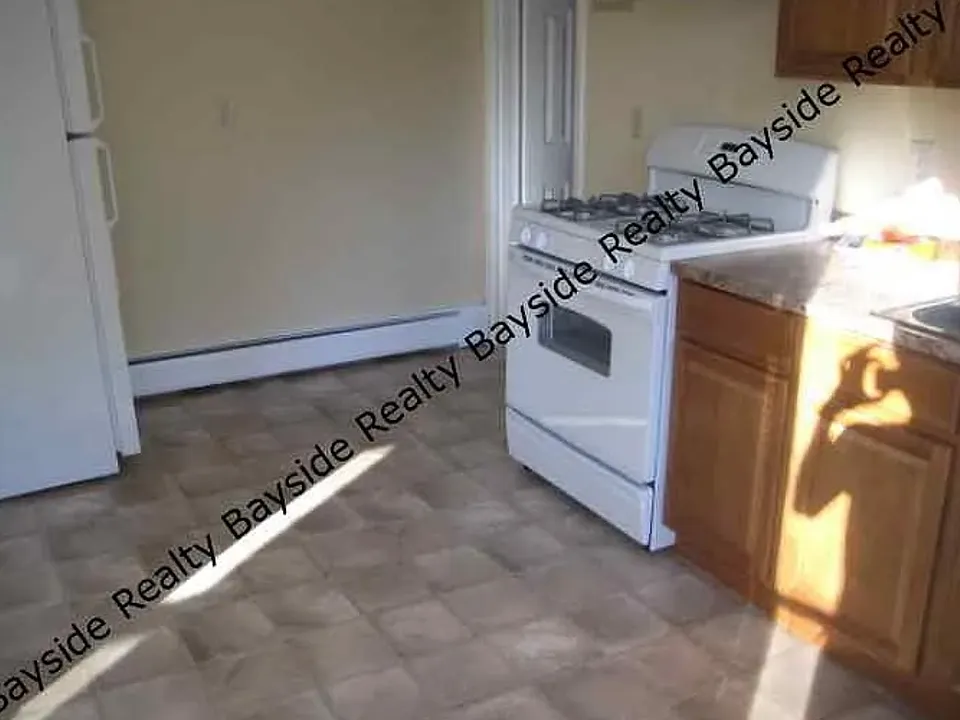 71 Dana St