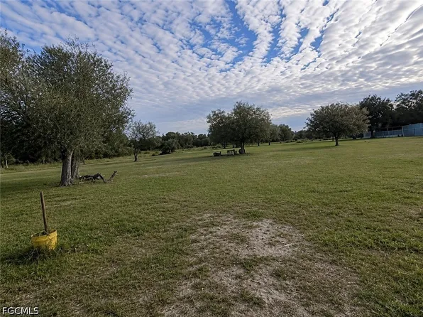 155 N Datil St, Clewiston, FL 33440