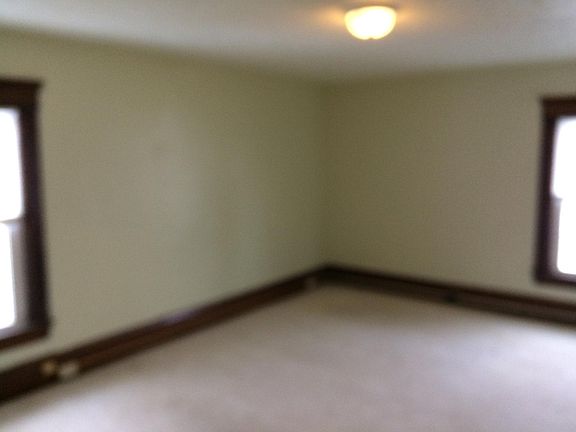 5th image of 515 Water St