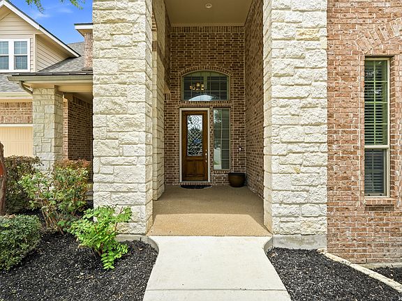 2nd image of 24202 Artisan Gate