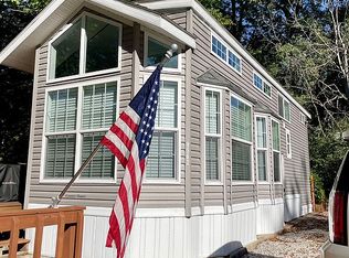 9562 E Northshore Dr #562, Unionville, IN 47468