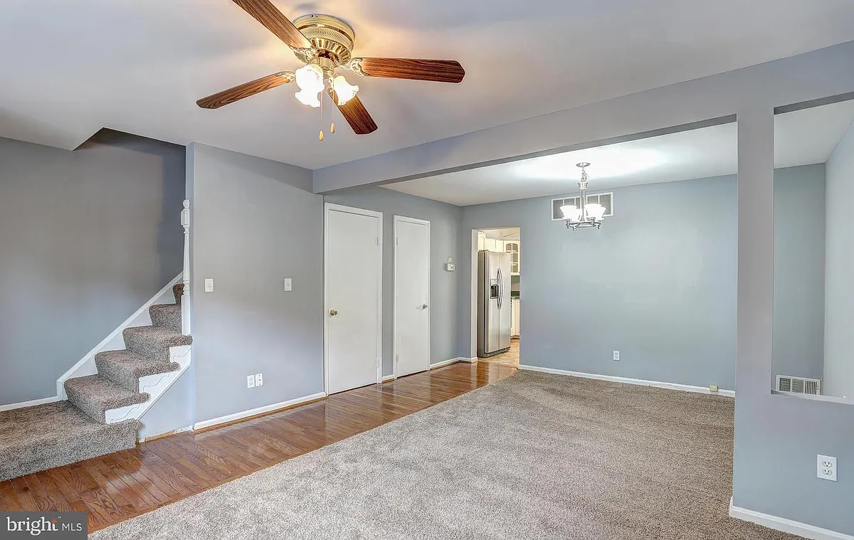 Building Photo - 5 Cardor Ct #5