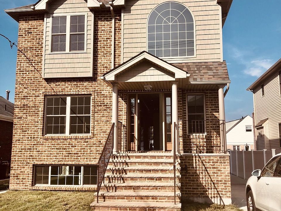 1st image of 374 Crystal Ave #2