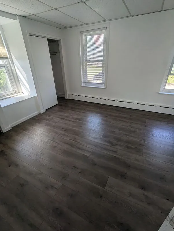 2 bed, 1.0 bath, 1000 sqft, $1,600 — Photo 4