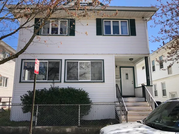 26-26A Victoria St, Everett, MA 02149