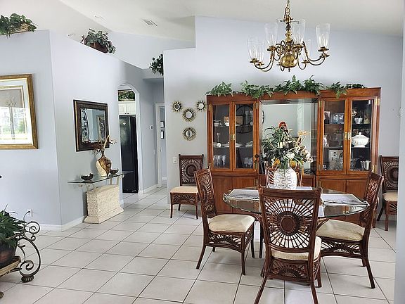 5th image of 4482 Fairway Oaks Dr