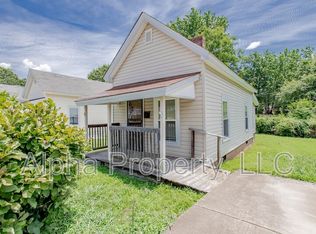 115 4th St, Fountain Inn, SC 29644