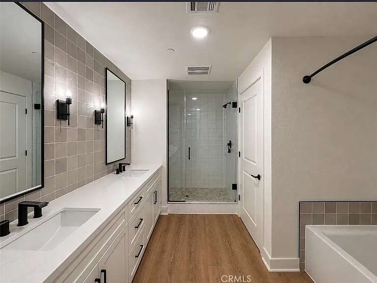 414 Main St #210 — Photo 17