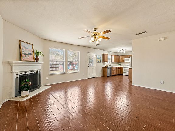 3rd image of 632 Partridge Dr