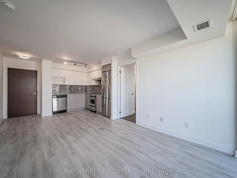 160 Flemington Rd #1020 — Photo 29