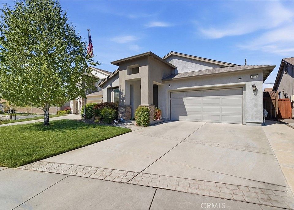 1st image of 3481 Rogue River Dr