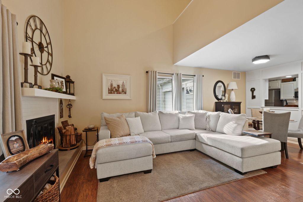 5643 Twin Lakes Ct, Indianapolis, IN - View 4