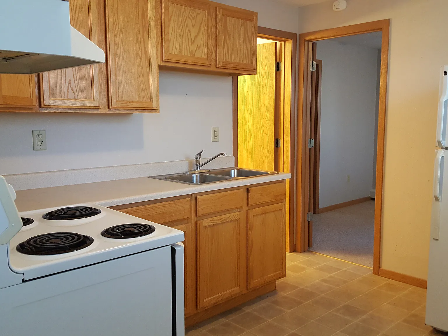 1 bed, 550 sqft, $675 — Photo 3