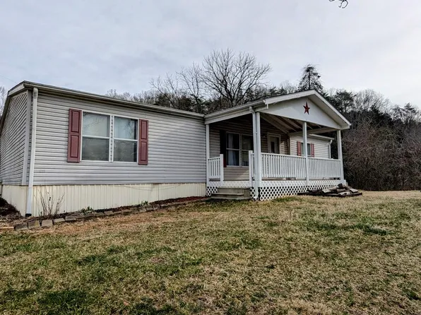 1541 Hurst Rd, Shawsville, VA 24162