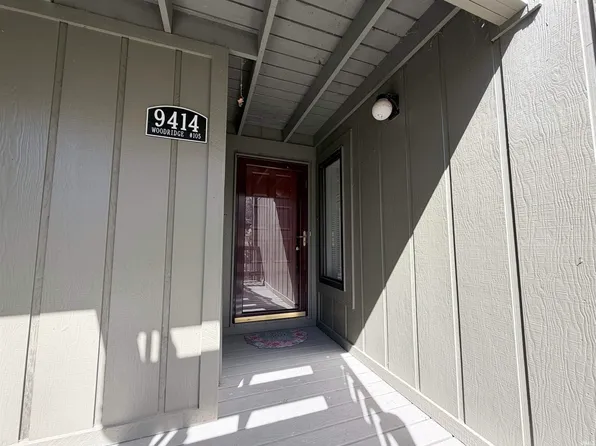 9414 S Lake Ridge Dr #105, Bloomington, IN 47401